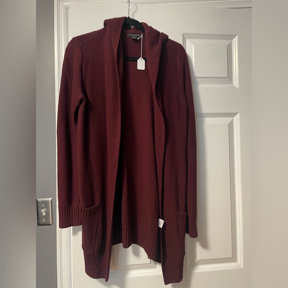 Women's Tahari Burgundy Open Front Sweater with pockets